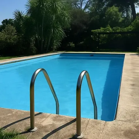Apartman Casa De Piedra Con Jardin Y Piscina *